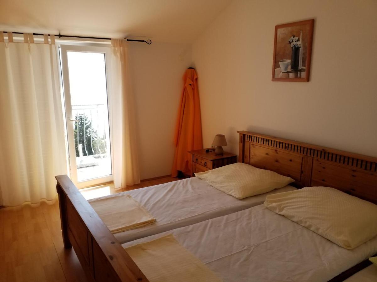 Andrea Apartment